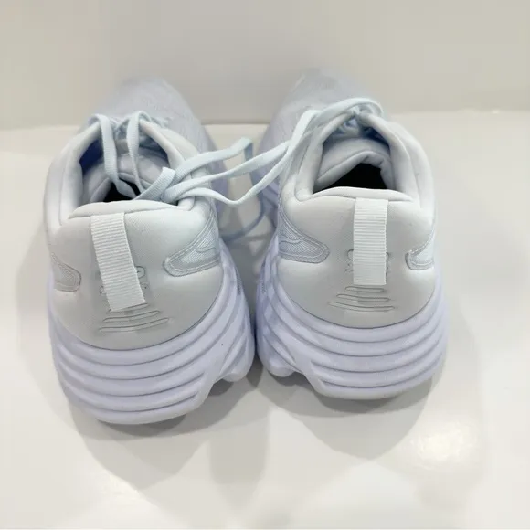 Hoka One One Wide Bondi 8 Women’s Shoes