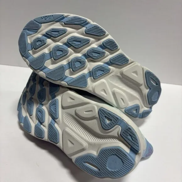 Hoka One One Women’s Clinton 9 Running Shoes, Size 9.5 Wide
