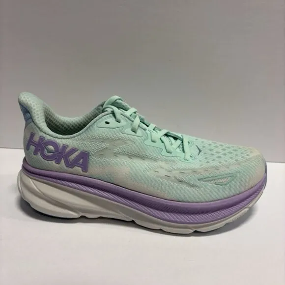 Hoka One One Women’s Clinton 9 Running Shoes, Size 9.5 Wide