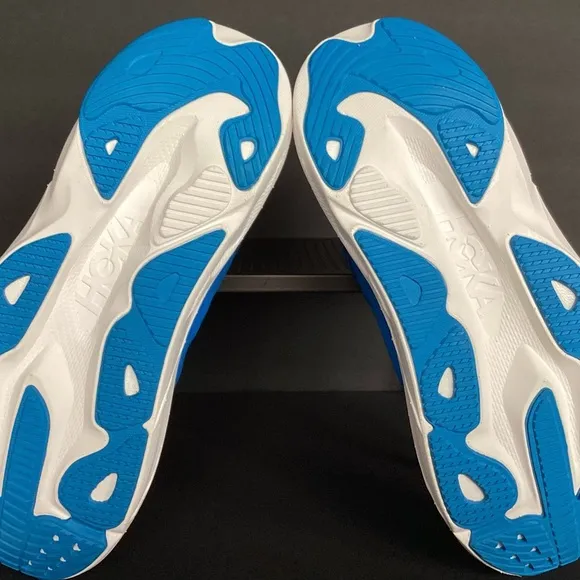 HOKA Skyflow Wide Men’s 7.5 Running Shoes NEW