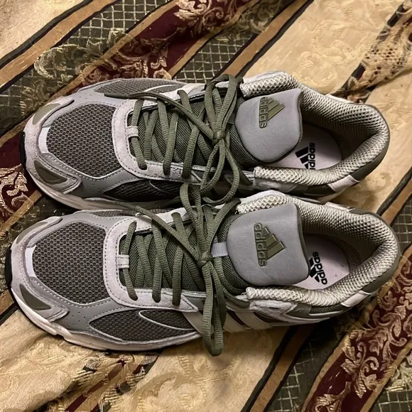 🔥HOT adidas Response CL Army Green Silver Pebble RUNNERS