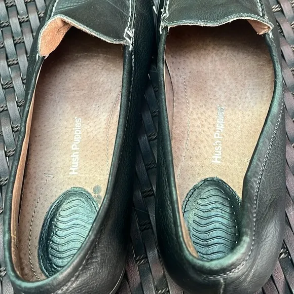 Hush Puppies 11 Black Leather Casual Loafer Women’s Comfort Shoes