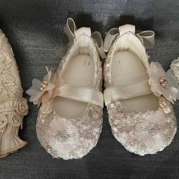 Increible Beautiful Baptism Gown , hand embroidery✨✨✨