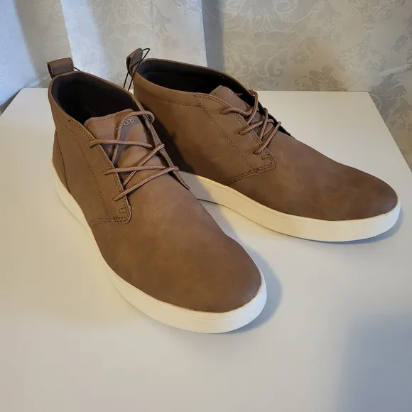 IZOD Men's Palmer Chukka Boots, Size 13M, Brown, Sneaker Style, Cassual