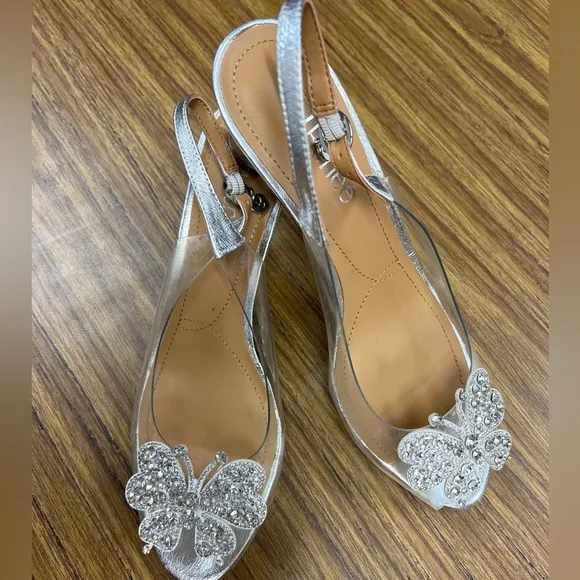 J Renee Kerensa Rhinestone Butterfly Silver Lame Metallic Clear Prom Pumps Shoes