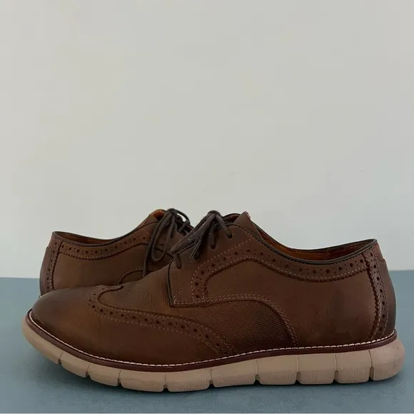 Johnston &amp; Murphy Holden Embossed Brown Leather Oxford Wingtip Dress Shoes