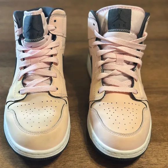 Jordan 1 Mid Pink Foam GS Cotton Candy w Black Sparkle Swoop NEW