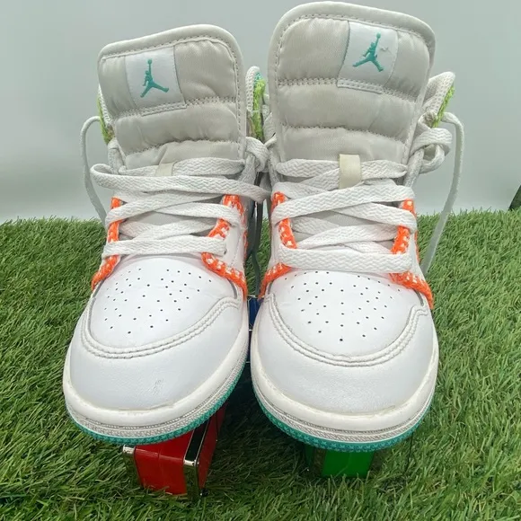 Jordan 1 Mid SE size 2Y used
