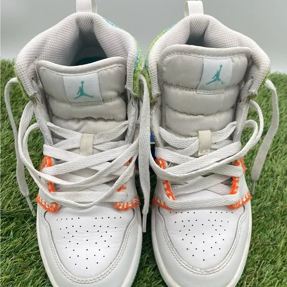 Jordan 1 Mid SE size 2Y used
