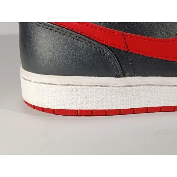 Jordan 1 Mid Shoes Men's Size 7.5 Red Alternate Bred