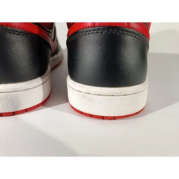 Jordan 1 Mid Shoes Men's Size 7.5 Red Alternate Bred