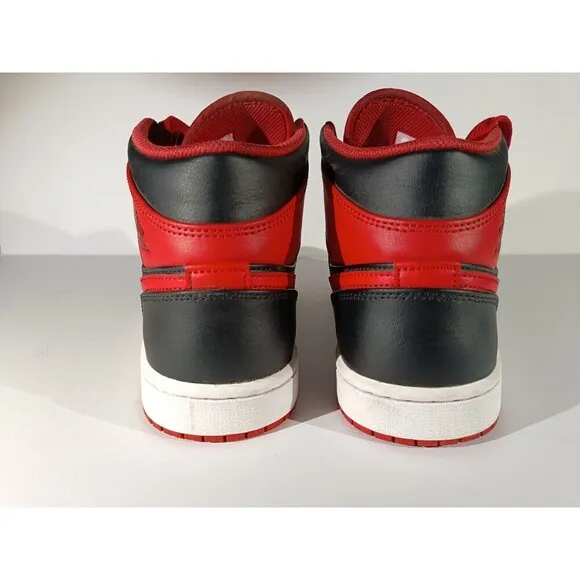 Jordan 1 Mid Shoes Men's Size 7.5 Red Alternate Bred