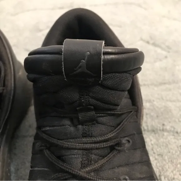Jordan Flight LUXE (BG) Black/Anthricite Black Size 7 Youth Basketball Shoes