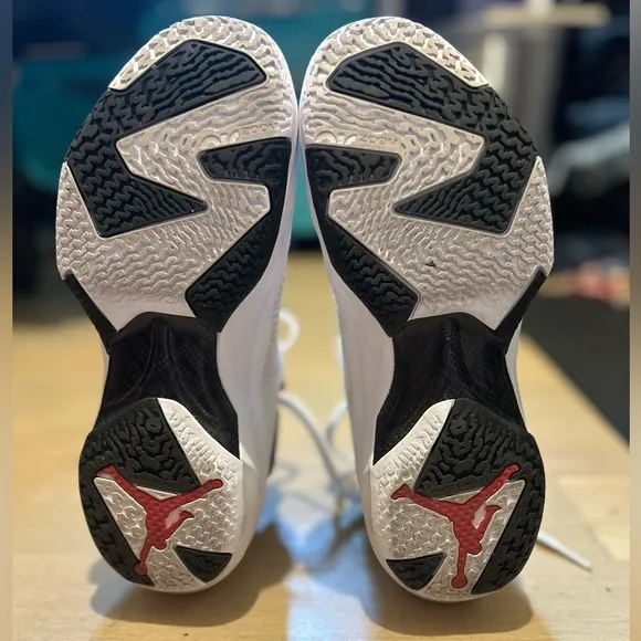 Jordan Kids' Grade School Air Jordan XXXVII Basketball Shoes