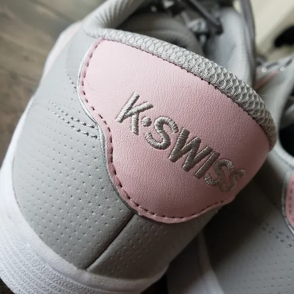 K-Swiss Memory Foam Lace Up Sneakers Shoes Women's Size 11 NEW - No Box