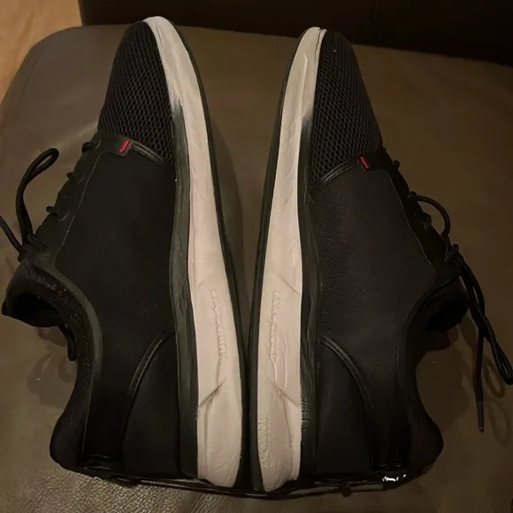 Kuru Atom Shoes Size 12 Wide Black