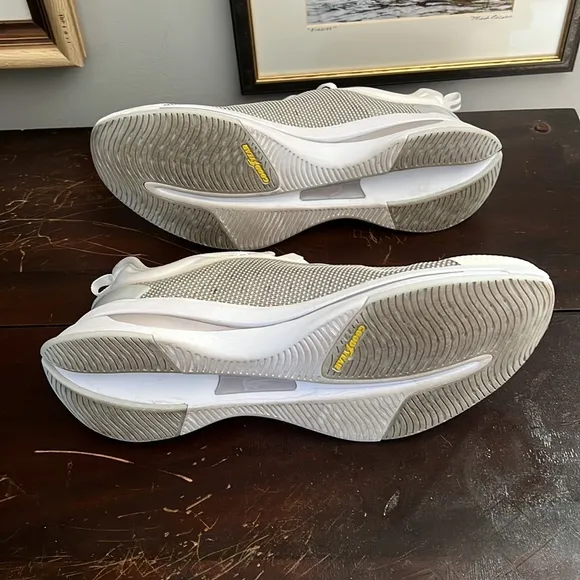 Lacost Run Spin Ultra white on white Size 11