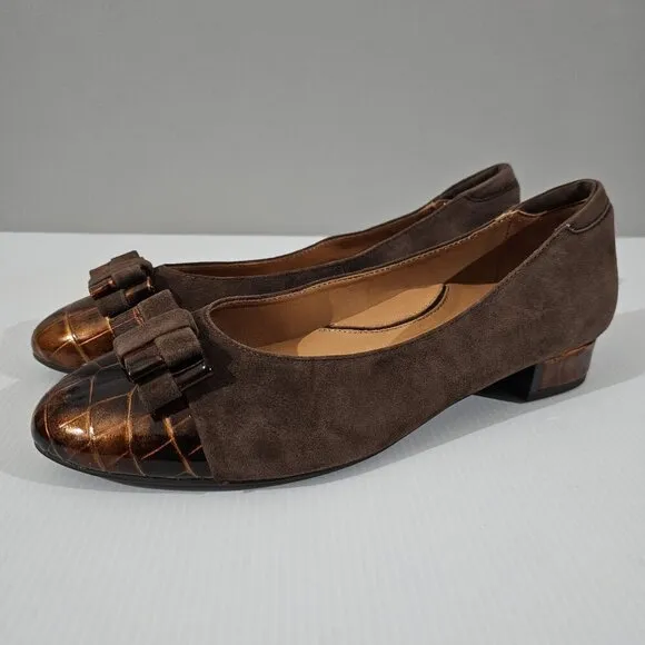 L'Amour Des Pieds Farida Bow Pumps Slip On Chocolate Kid Suede Croc Size 10