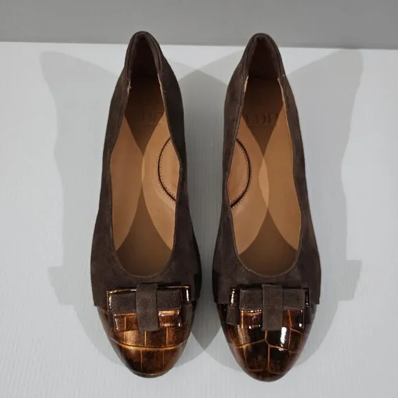 L'Amour Des Pieds Farida Bow Pumps Slip On Chocolate Kid Suede Croc Size 10
