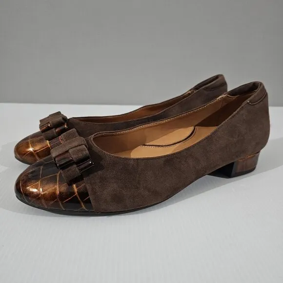 L'Amour Des Pieds Farida Bow Pumps Slip On Chocolate Kid Suede Croc Size 10
