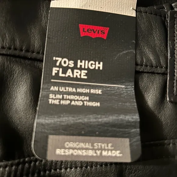 LEVI’S 70’s High Flare Faux Leather Jean Pants Black size 34