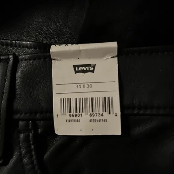 LEVI’S 70’s High Flare Faux Leather Jean Pants Black size 34