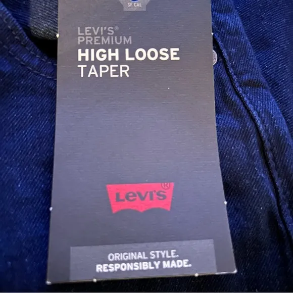 LEVI’S premium high loose 90’s jeans dark blue denim baggy leg 26”