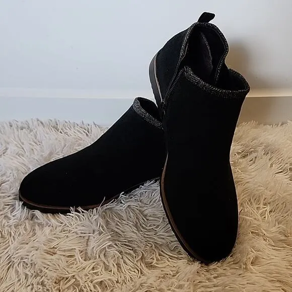 Life Stride Zion Sneaker Faux Suede Boots Womens 8.5
