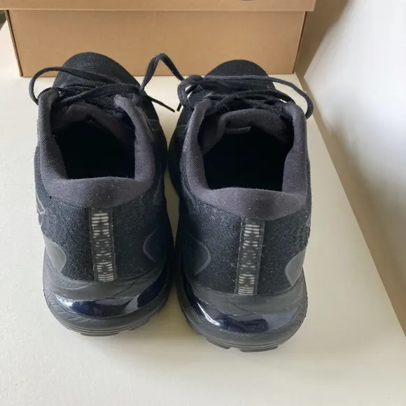 Like New Asics Women's Gel-Cumulus 23 Running Shoe