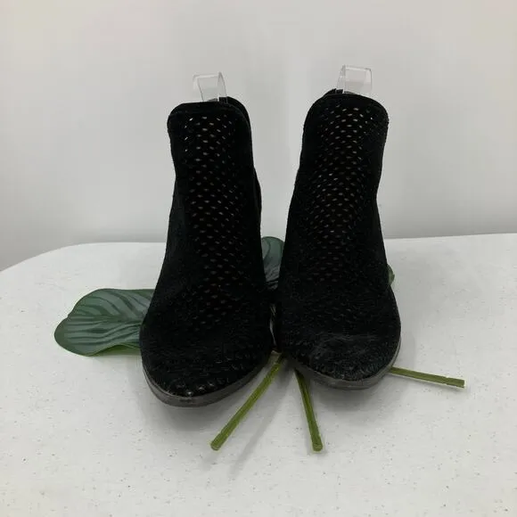Lucky Brand Black Perforated Suede Larna Pull On Block Heel Ankle Bootie Shoes