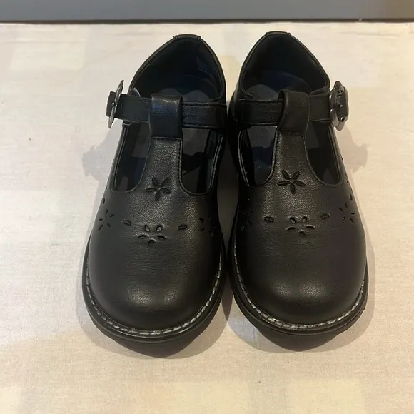 Mary Jane school shoes NEW