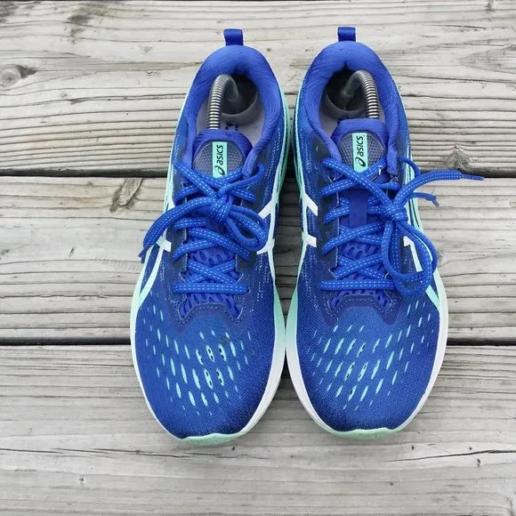 Men Size 8.5 / Size 10 Women Asics Novablast 2 Lapis Lazuli Blue Running Sneaker