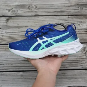 Men Size 8.5 / Size 10 Women Asics Novablast 2 Lapis Lazuli Blue Running Sneaker