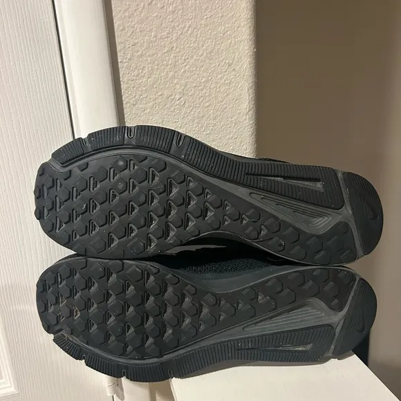 Mens Nike Quest 2 Black Athletic Running Training Sneakers Shoes Size 14
