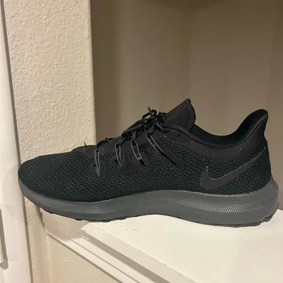Mens Nike Quest 2 Black Athletic Running Training Sneakers Shoes Size 14