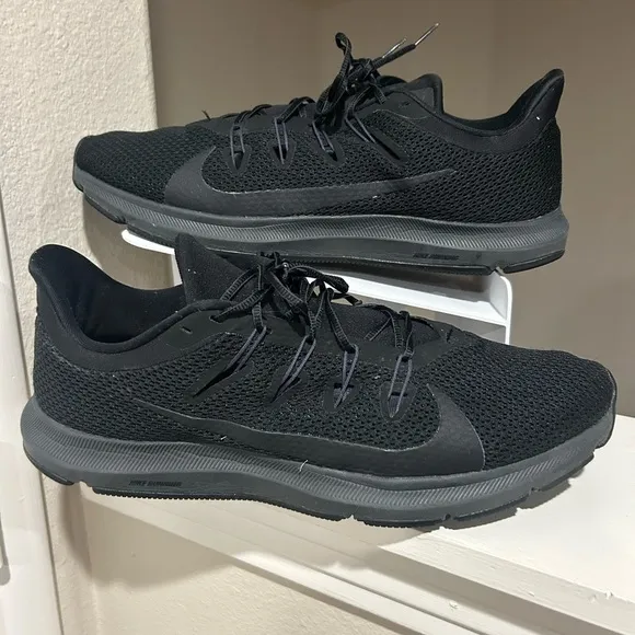 Mens Nike Quest 2 Black Athletic Running Training Sneakers Shoes Size 14