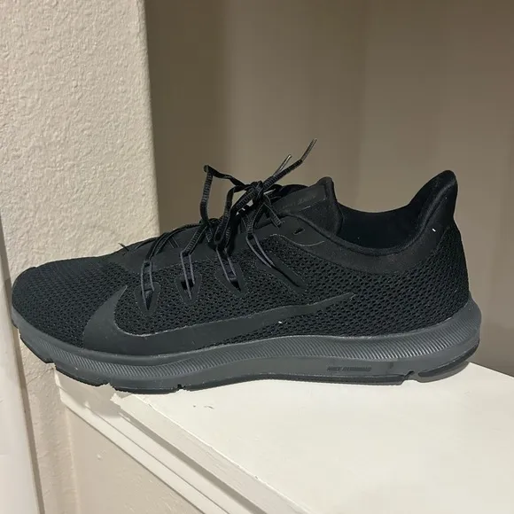 Mens Nike Quest 2 Black Athletic Running Training Sneakers Shoes Size 14