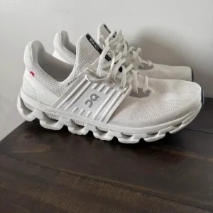 Mens On Cloud Shoes