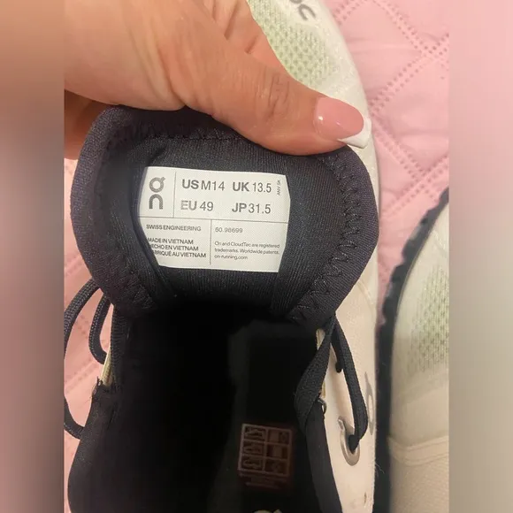 Men’s on cloud shoes