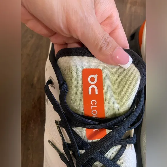 Men’s on cloud shoes