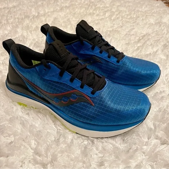 Men’s Saucony Freedom Crossport Shoes. Sz. 10.5 NEVER WORN