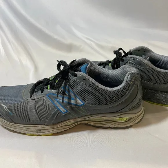 Mens size 10.5 US New Balance 1765 Fantom Fit Grey/Green and Blue Gently…
