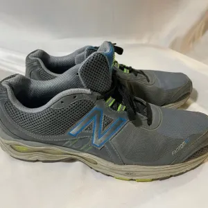 Mens size 10.5 US New Balance 1765 Fantom Fit Grey/Green and Blue Gently…