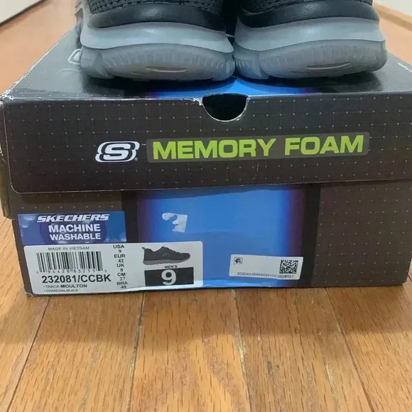 Men’s Skechers Summits Forrader Running Shoes With  Memory Foam Size 9 EUC