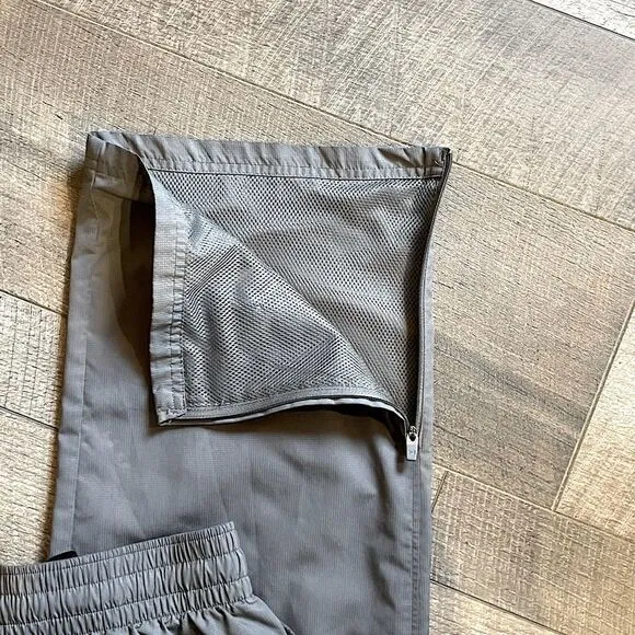 Mens, Under Armour, Grey, Lined, Track Pants. Size Medium.