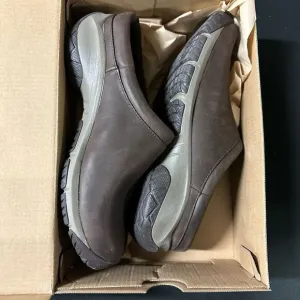 Merrell Encore Nova 4 Espresso Brown Leather Slip On Shoes 7.5 Wide