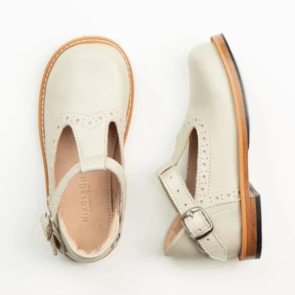 Mikoleon Mary Janes Shoes in Bone