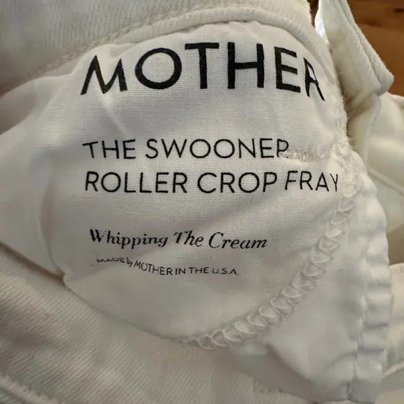 Mother swooned crop ankle gray white jeans in size 25