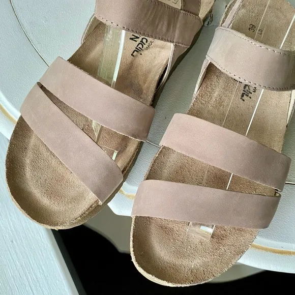 Naot ‘Kayla’ Wedge Sandal N4363 Handmade in Israel 39 EU / 8 US Stone Nubuck