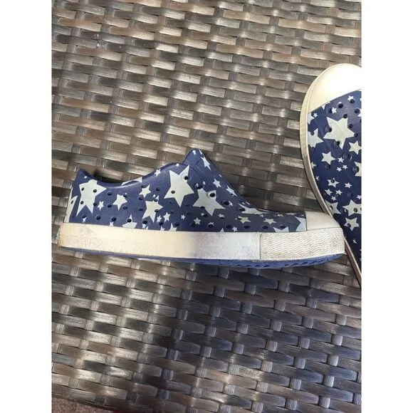 Native Jefferson shoes Kids size 3